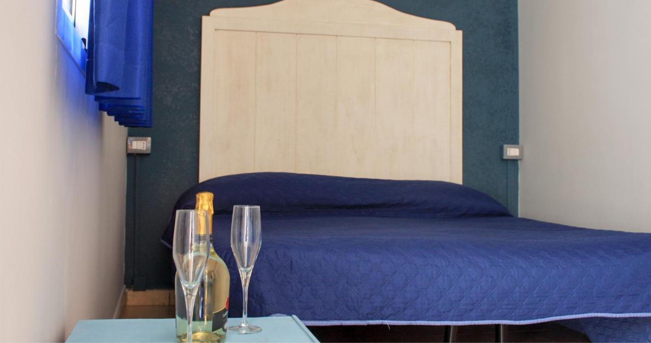 Hotel Serena Neapol Zewnętrze zdjęcie