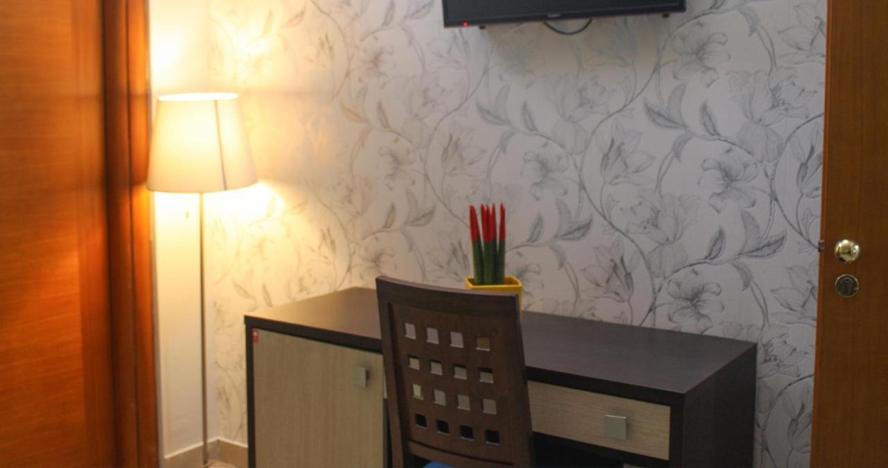 Hotel Serena Neapol Zewnętrze zdjęcie